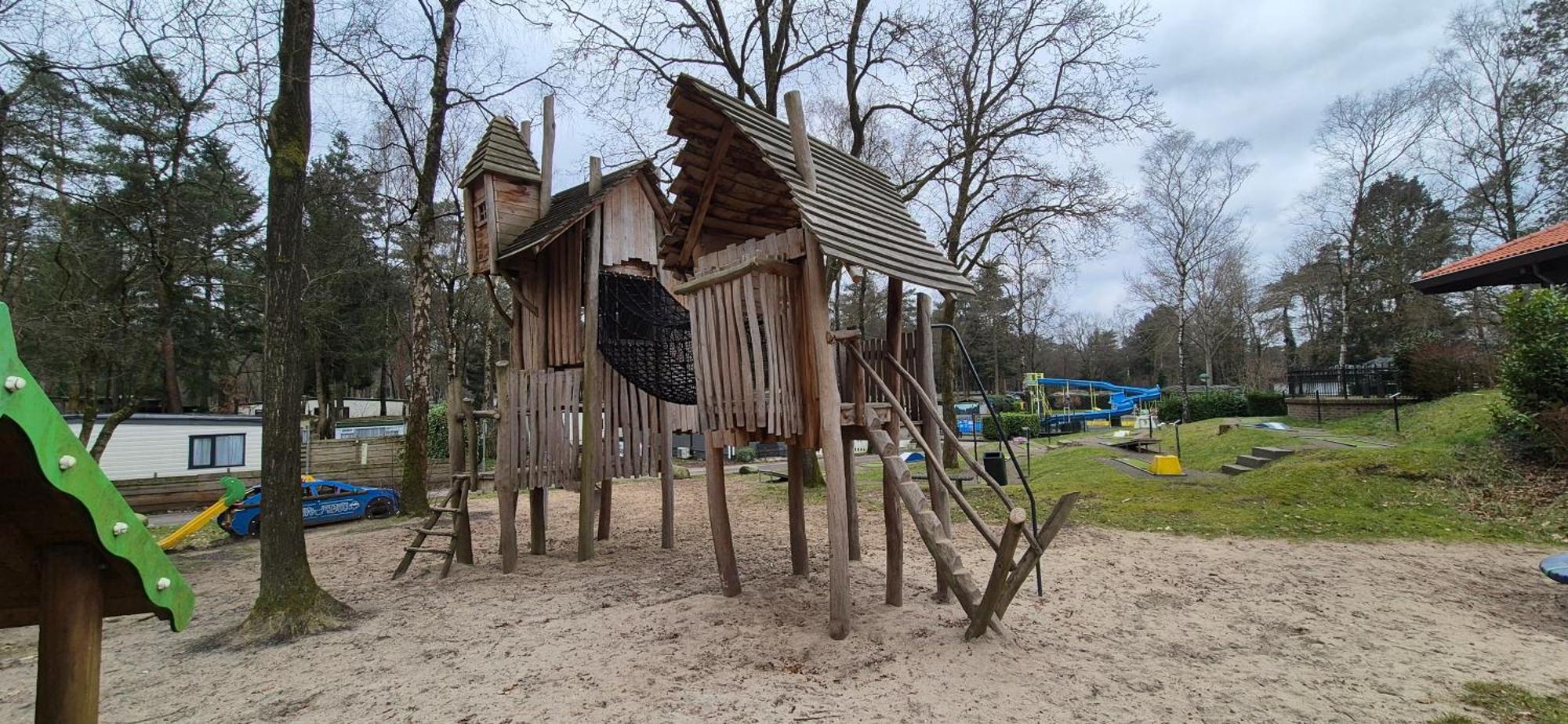 Het Veluwse Boshuisje Knus Chalet Met Omheinde Tuin Op De Veluwe Hoenderloo Exterior photo